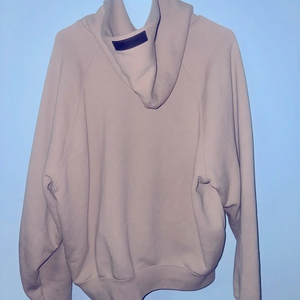 Fear of God Essentials Hoodie - Picture 5 of 6